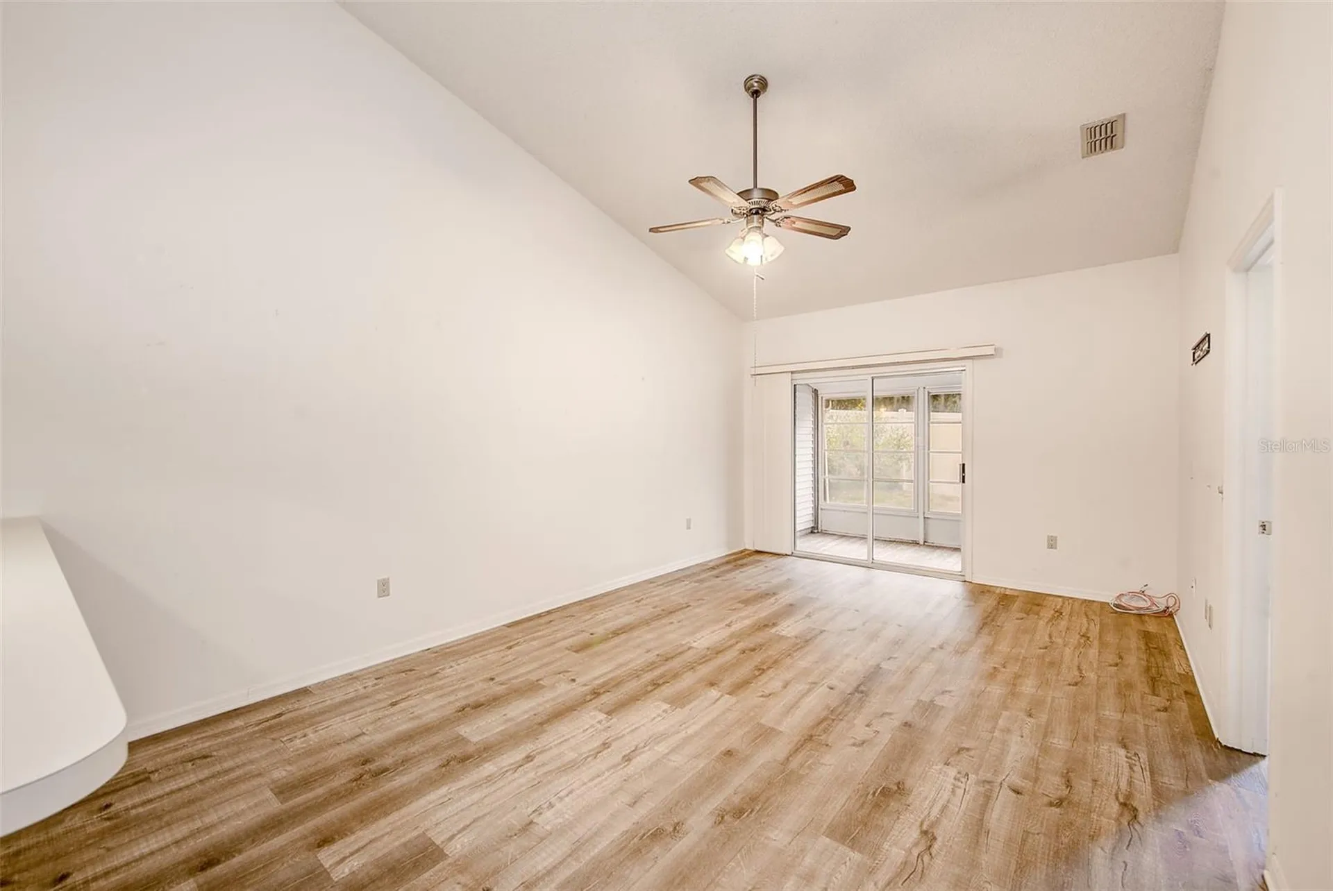 39650 Us Highway 19 N Tarpon Springs FL 34689