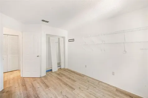 39650 Us Highway 19 N Tarpon Springs FL 34689