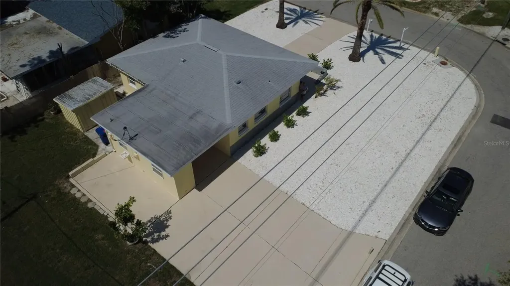 1404 Corey Way S South Pasadena FL 33707