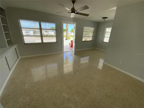 1404 Corey Way S South Pasadena FL 33707