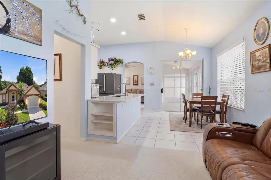 168 W Romany Loop Beverly Hills FL 34465