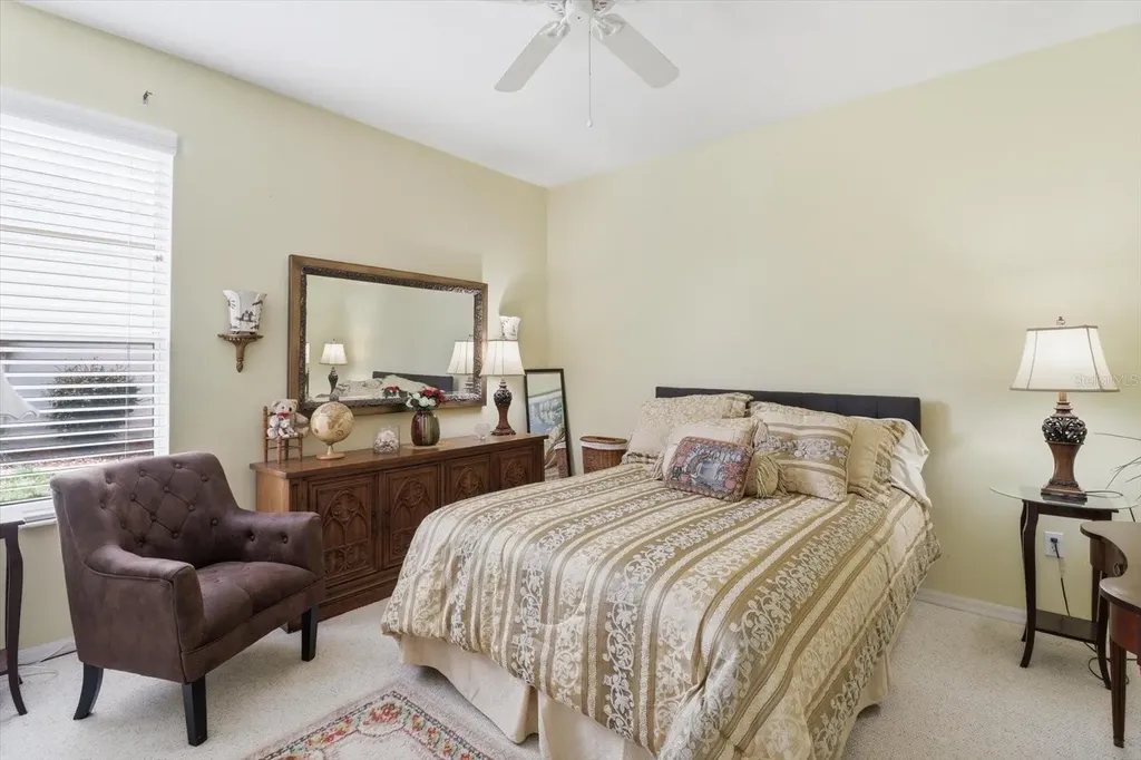 168 W Romany Loop Beverly Hills FL 34465