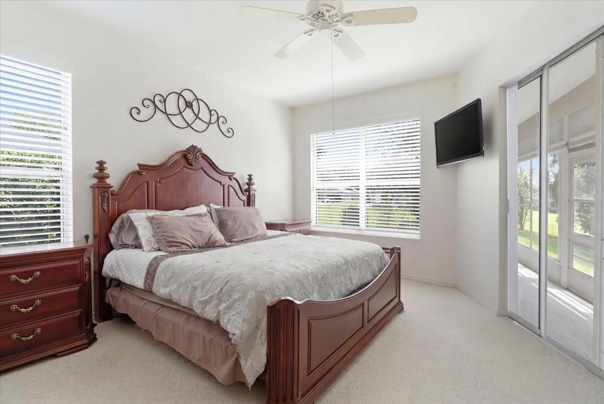 168 W Romany Loop Beverly Hills FL 34465