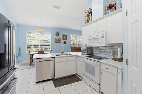 168 W Romany Loop Beverly Hills FL 34465