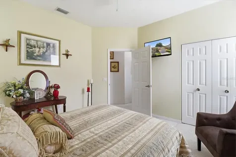168 W Romany Loop Beverly Hills FL 34465