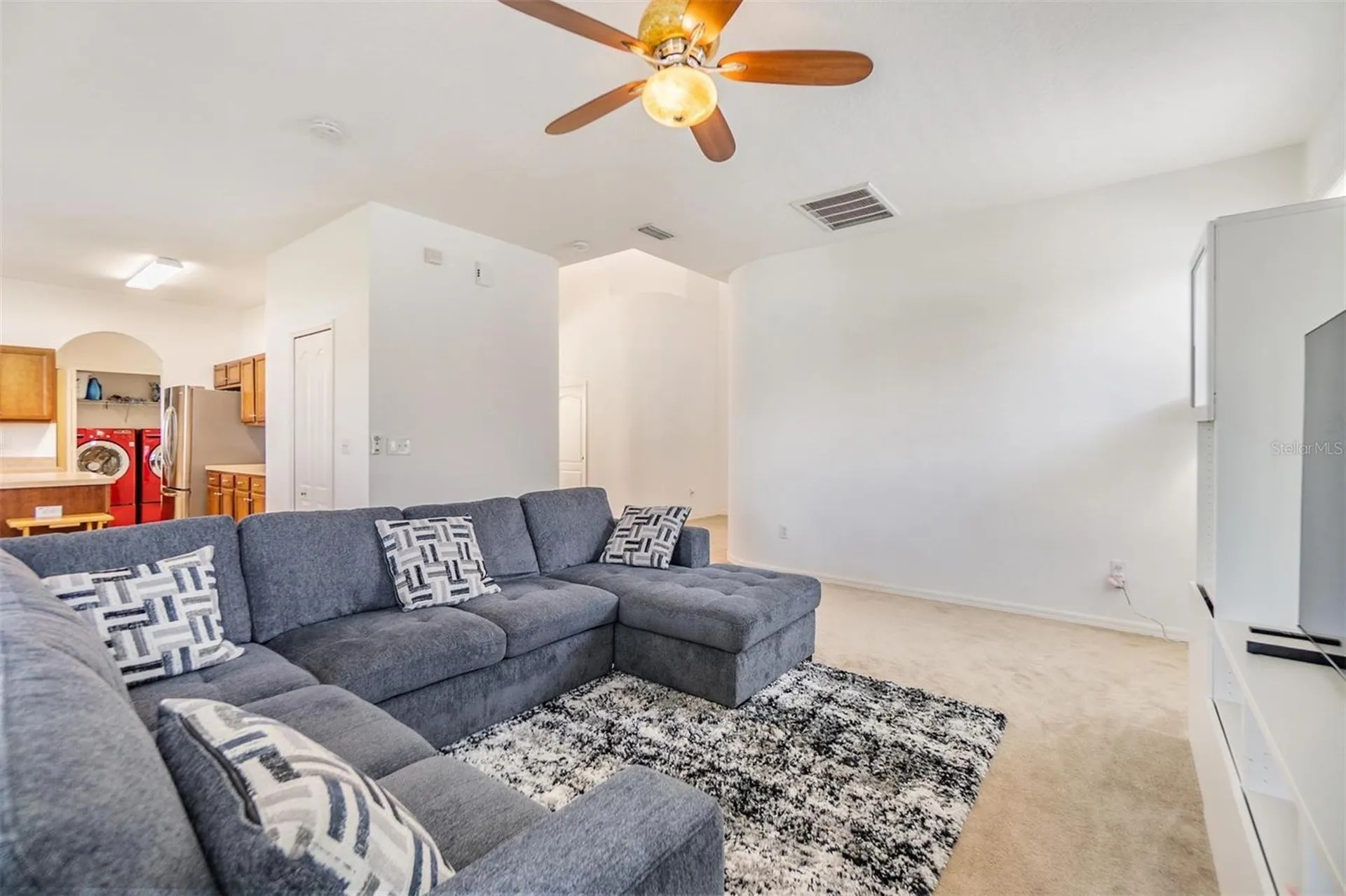 8219 Canterbury Lake Boulevard Tampa FL 33619