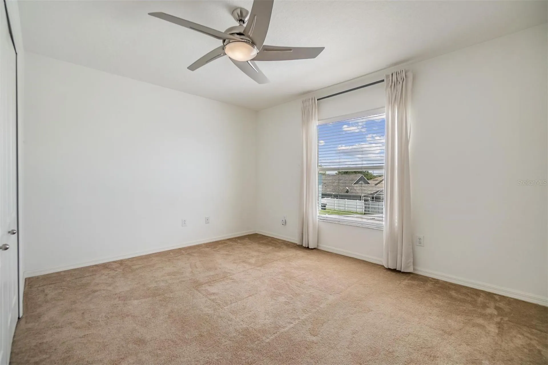 8219 Canterbury Lake Boulevard Tampa FL 33619