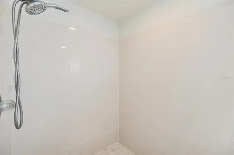 8219 Canterbury Lake Boulevard Tampa FL 33619