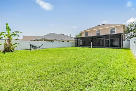 8219 Canterbury Lake Boulevard Tampa FL 33619