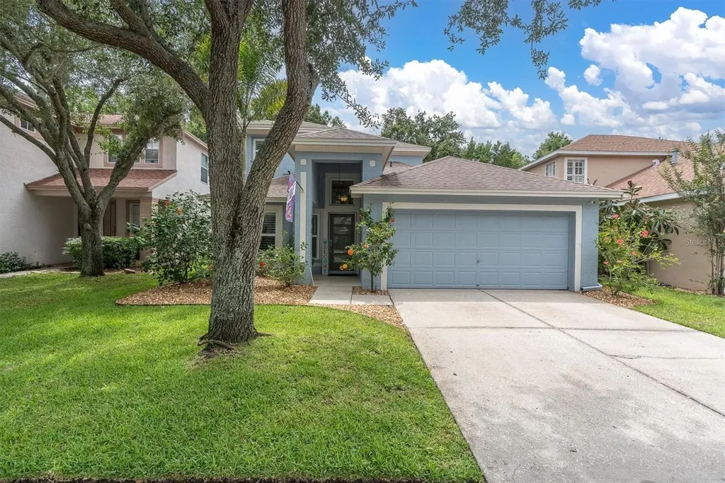 10232 Woodford Bridge Street Tampa FL 33626