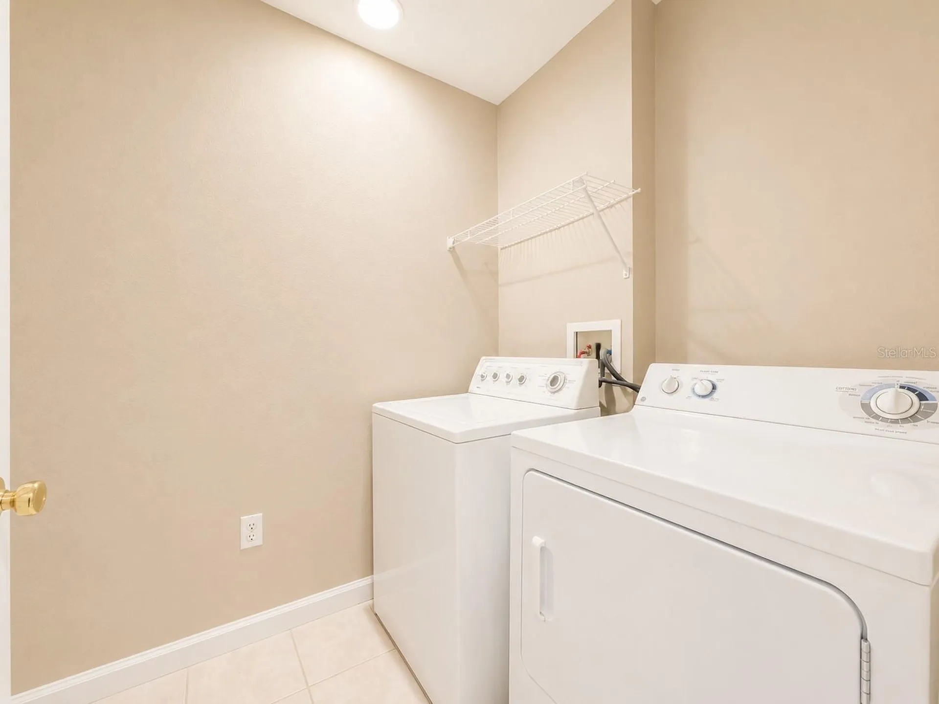 802 Crest Pines Drive Orlando FL 32828