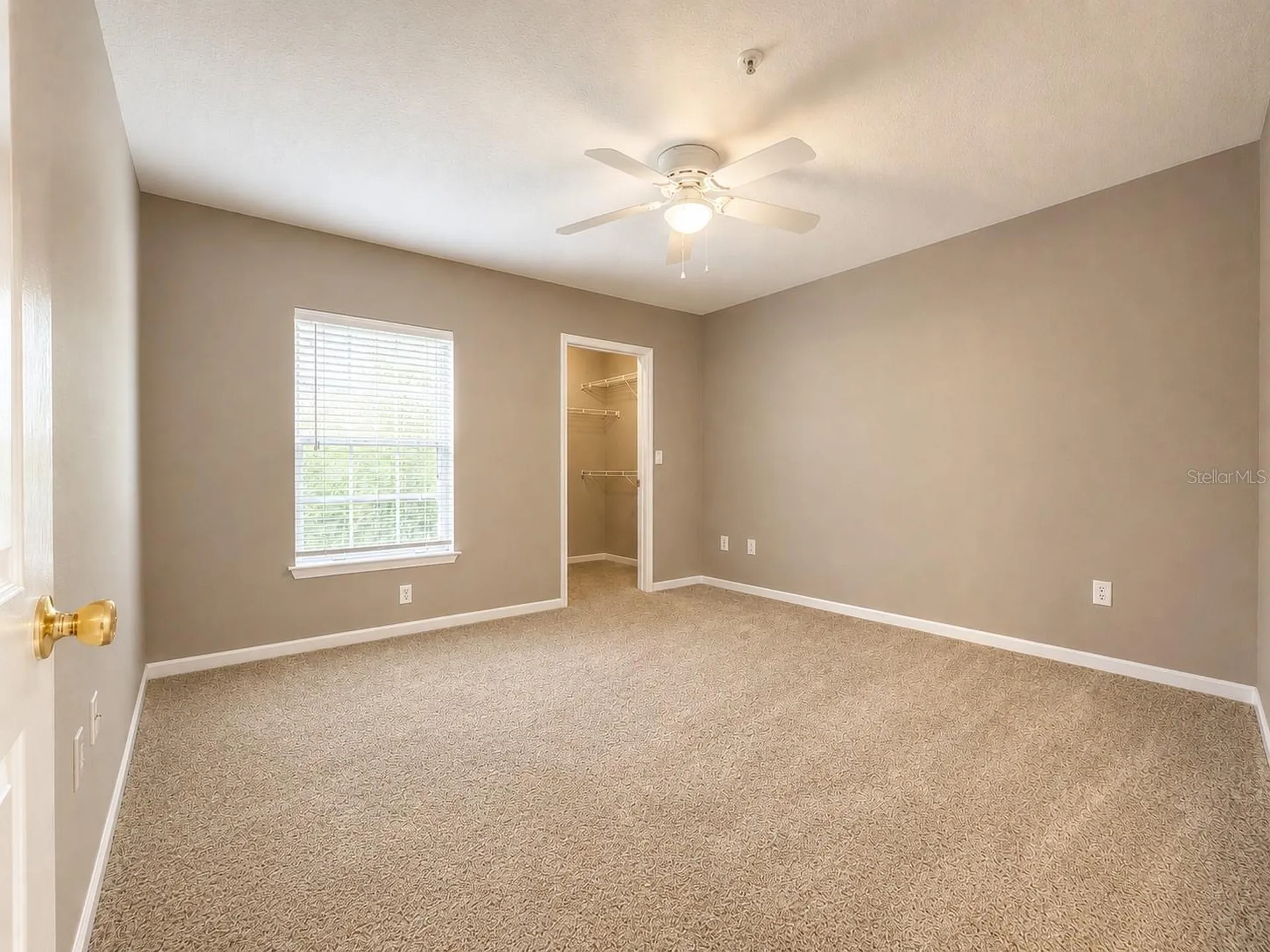 802 Crest Pines Drive Orlando FL 32828