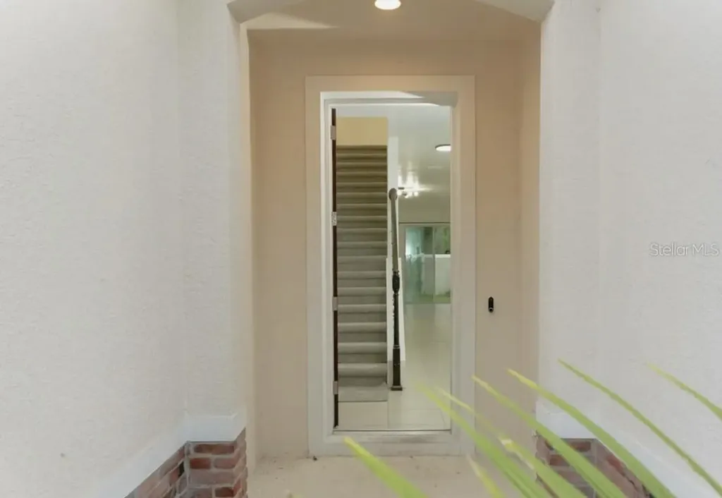 81 Mayo Court Oviedo FL 32765