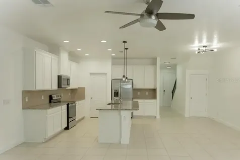 81 Mayo Court Oviedo FL 32765