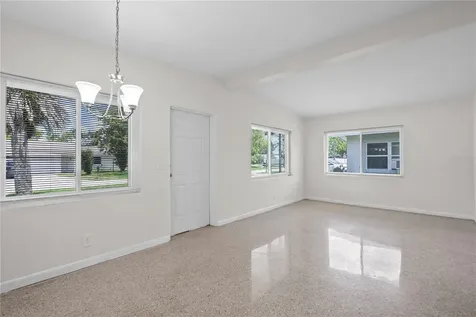 5212 N Indiana Avenue Winter Park FL 32792