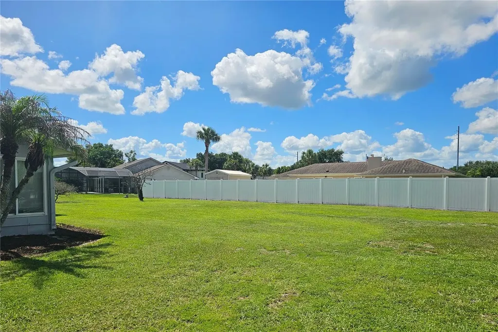 1850 Chaucer Way Kissimmee FL 34744