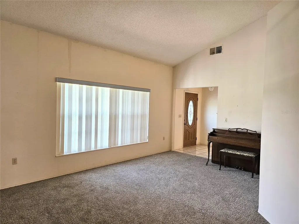 1850 Chaucer Way Kissimmee FL 34744