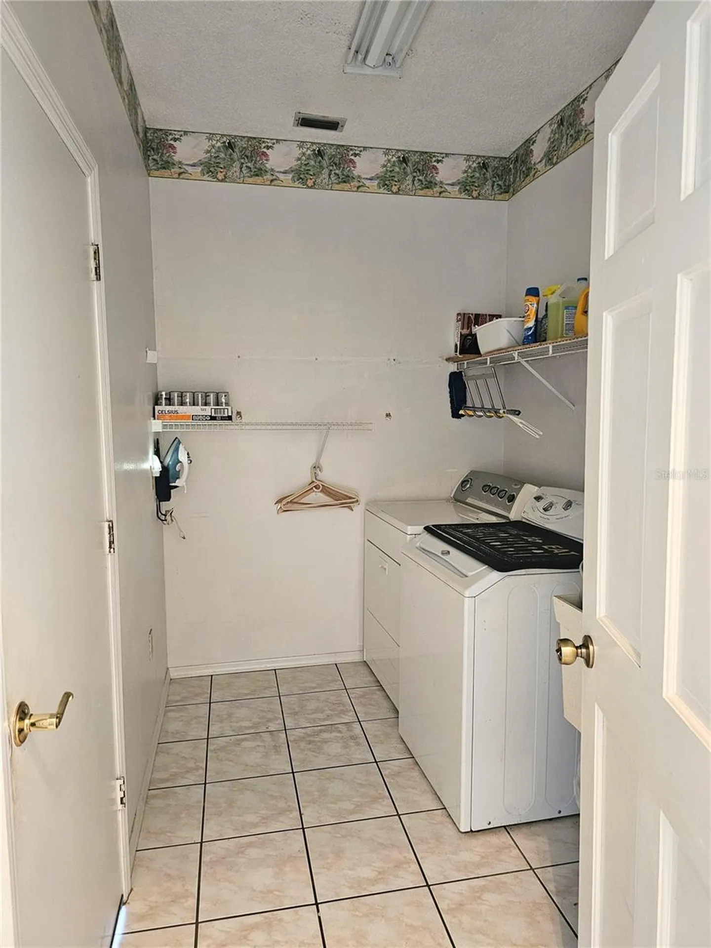 1850 Chaucer Way Kissimmee FL 34744
