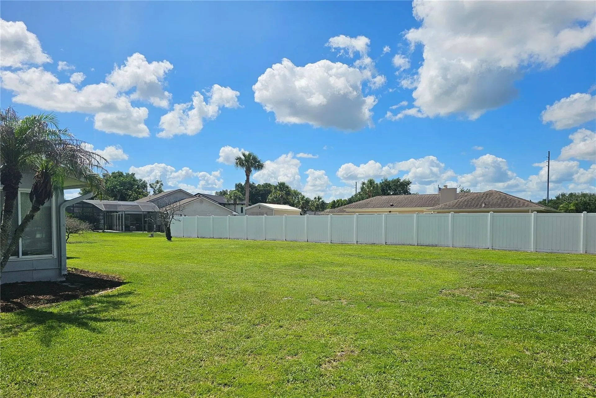 1850 Chaucer Way Kissimmee FL 34744