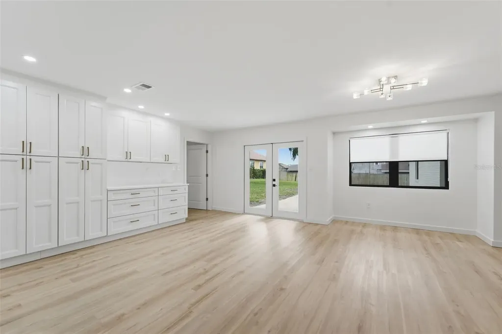 107 S High Street Lake Mary FL 32746