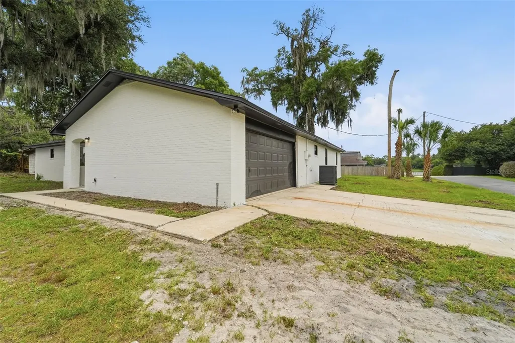 107 S High Street Lake Mary FL 32746
