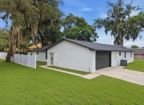 107 S High Street Lake Mary FL 32746