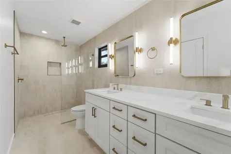107 S High Street Lake Mary FL 32746