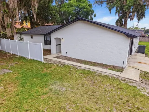 107 S High Street Lake Mary FL 32746