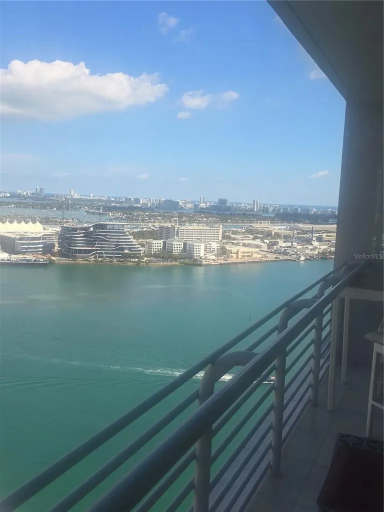 335 S Biscayne Boulevard Miami FL 33131