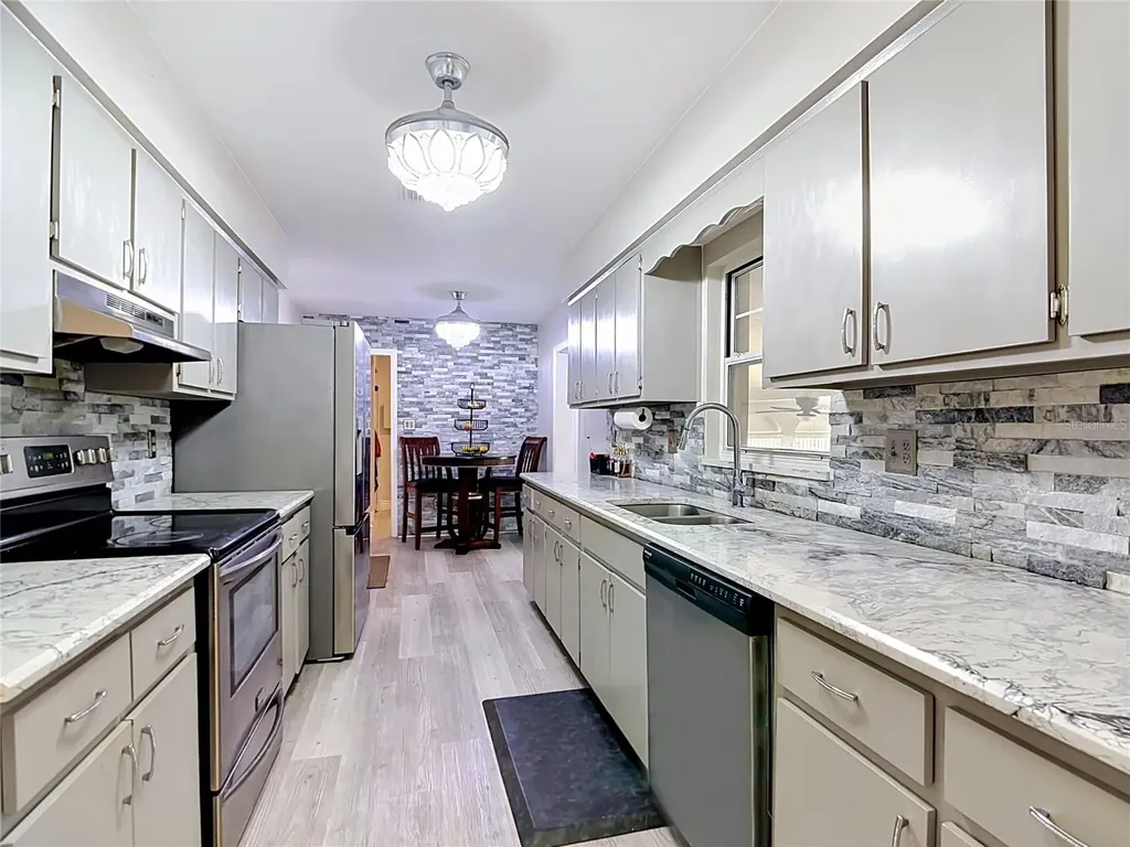 331 Bay Street Auburndale FL 33823