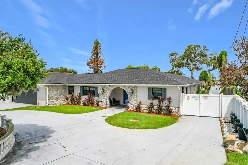 331 Bay Street Auburndale FL 33823