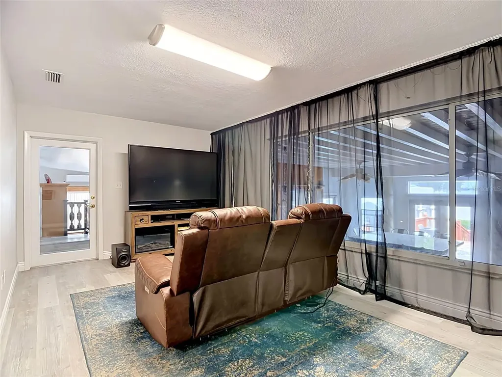 331 Bay Street Auburndale FL 33823