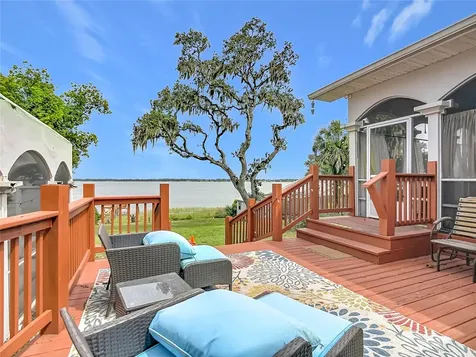 331 Bay Street Auburndale FL 33823