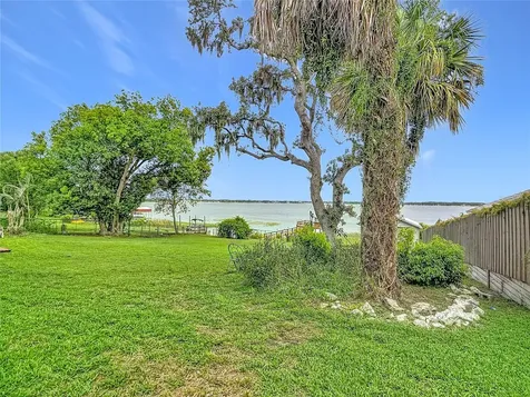 331 Bay Street Auburndale FL 33823