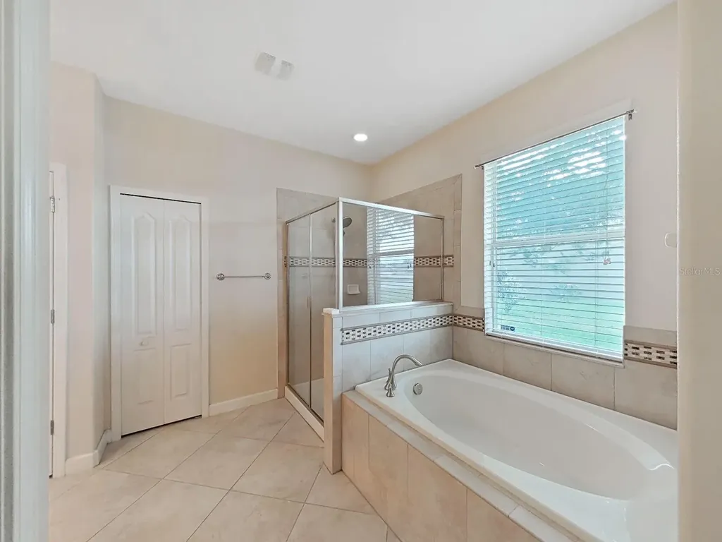 2422 Allegheny Valley Street Ruskin FL 33570