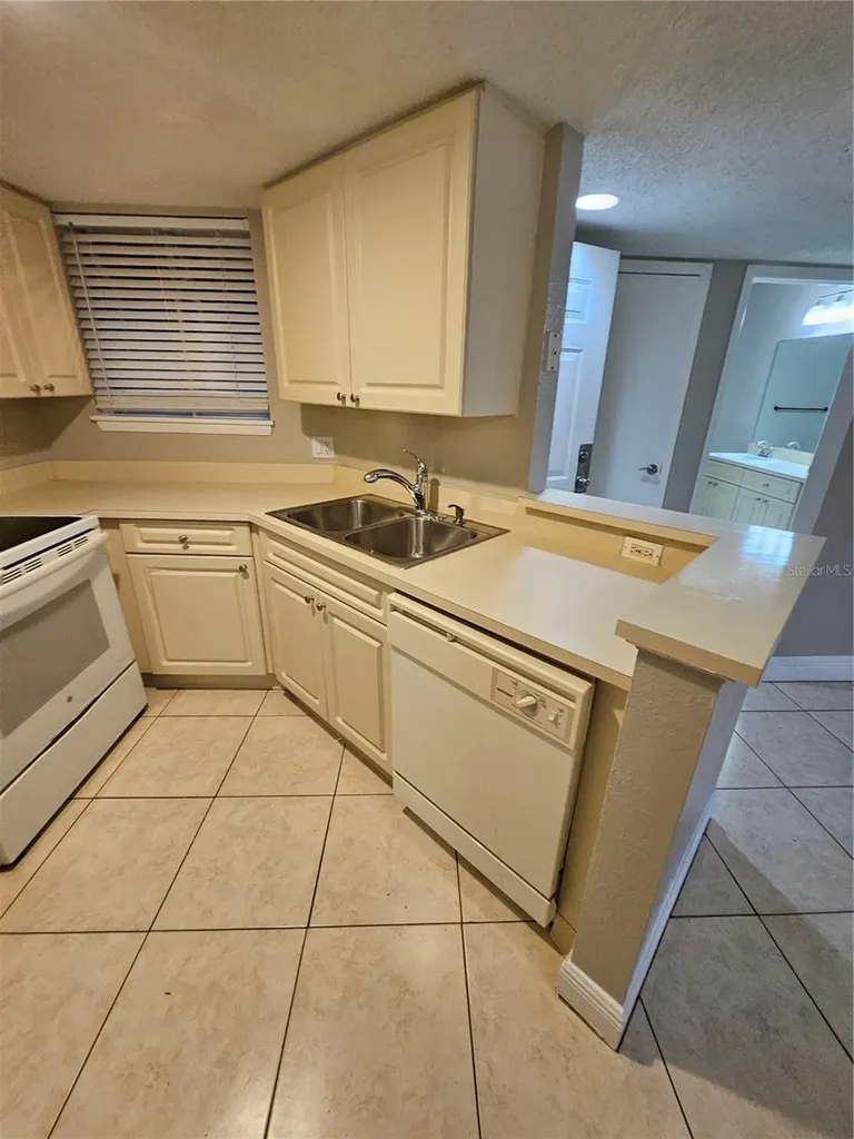 1908 Lake Atriums Circle Orlando FL 32839