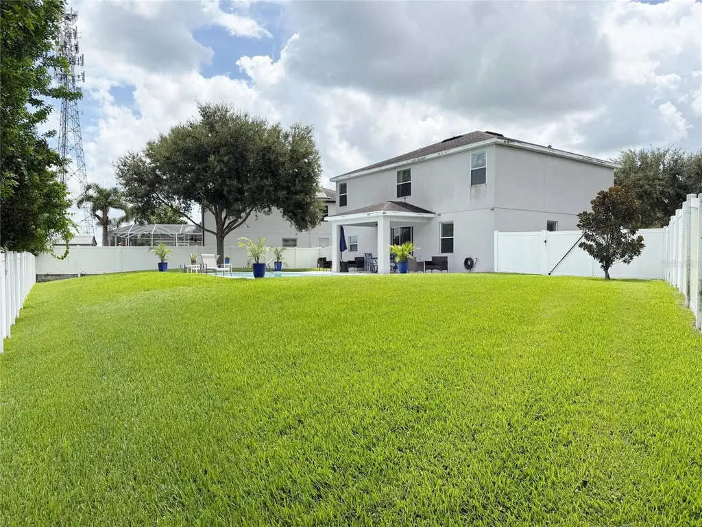 12236 Fairlawn Drive Riverview FL 33579