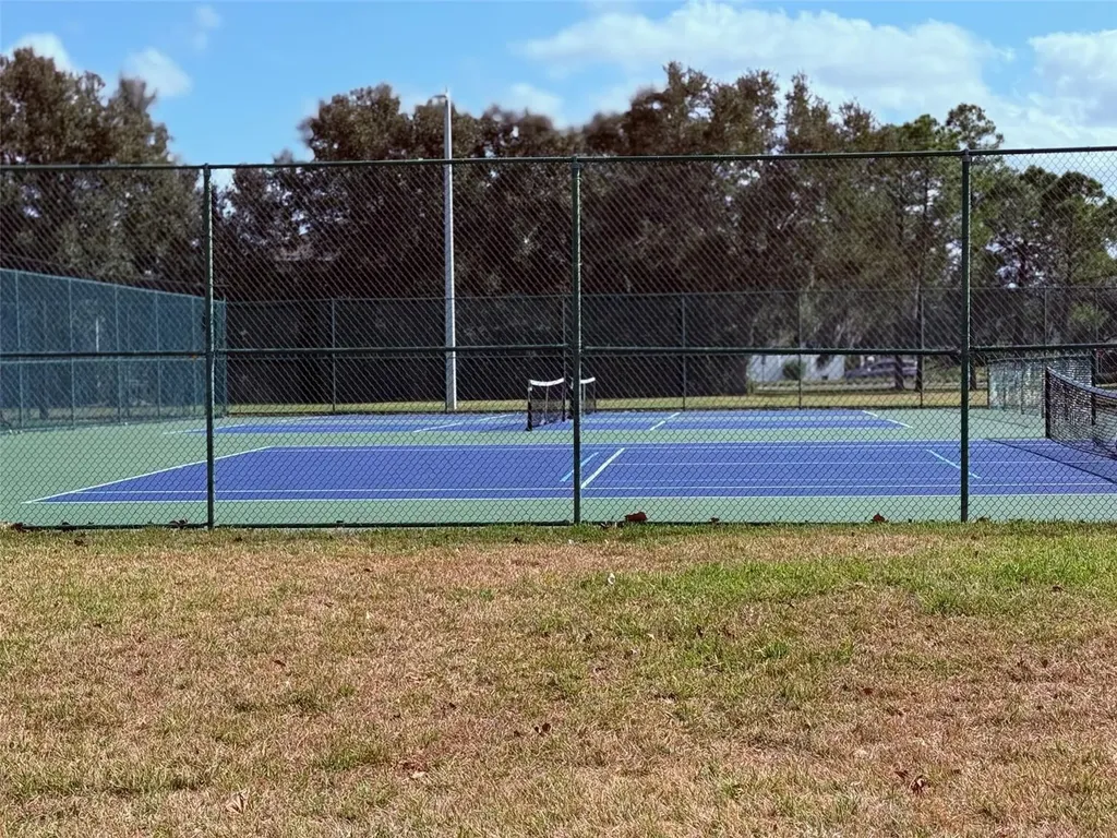 12236 Fairlawn Drive Riverview FL 33579