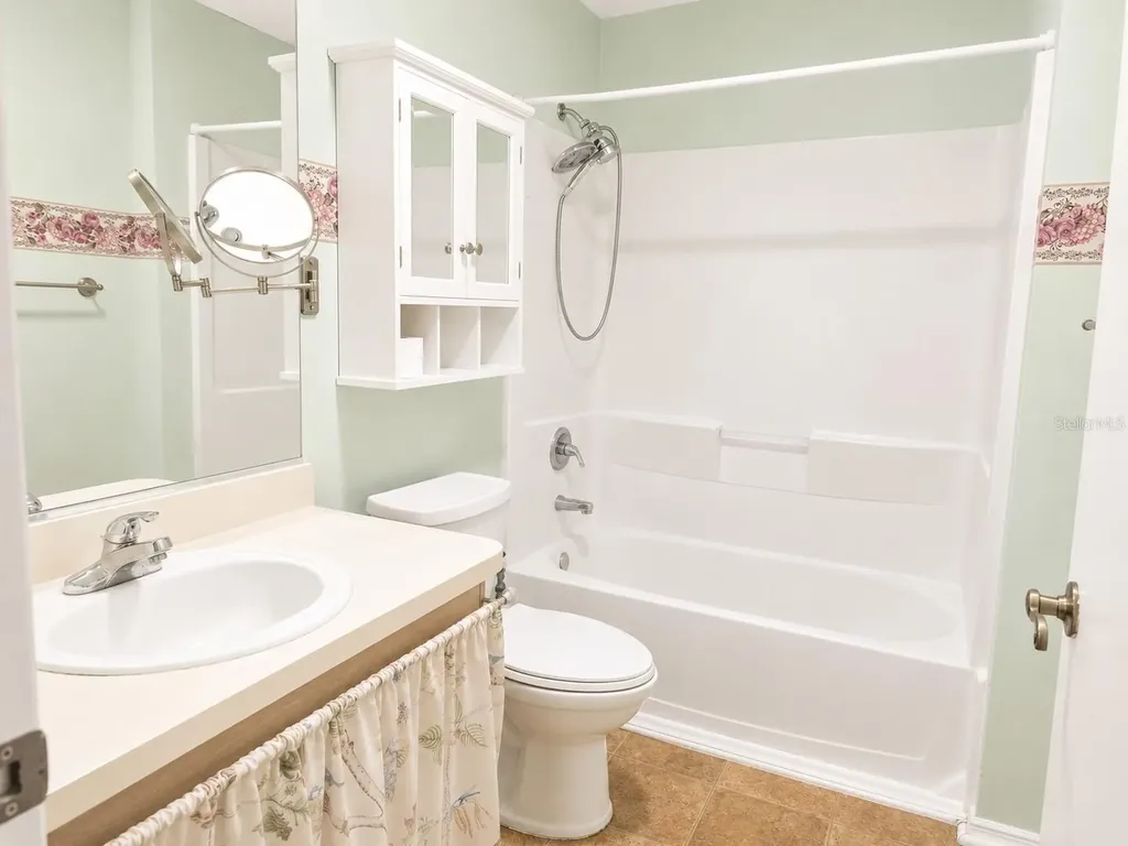 481 Hildalgo Drive The Villages FL 32159