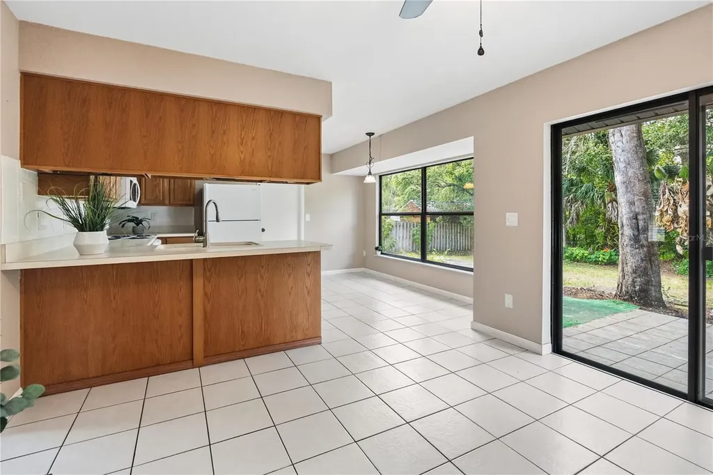 214 E Floyd Avenue Lake Mary FL 32746