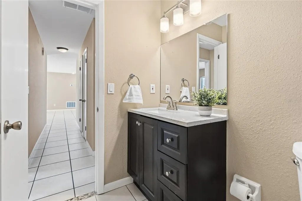 214 E Floyd Avenue Lake Mary FL 32746