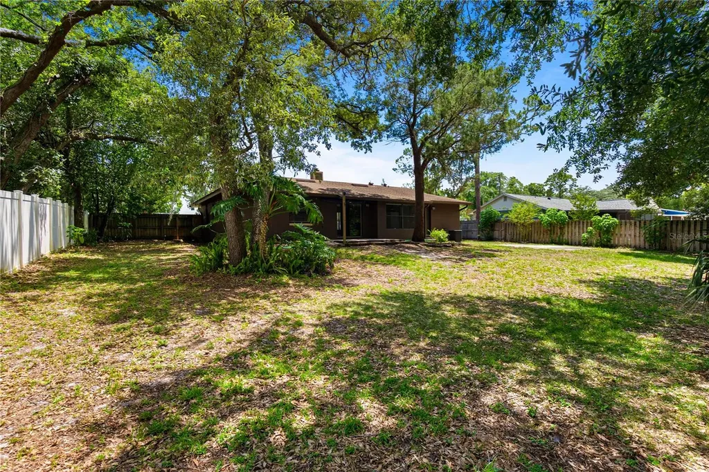 214 E Floyd Avenue Lake Mary FL 32746