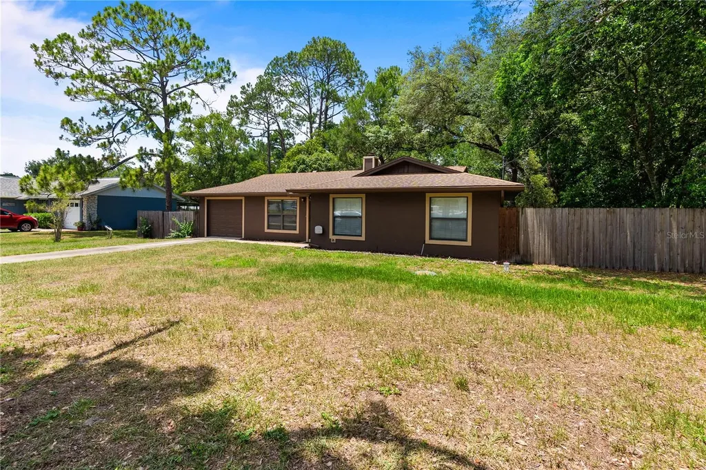 214 E Floyd Avenue Lake Mary FL 32746