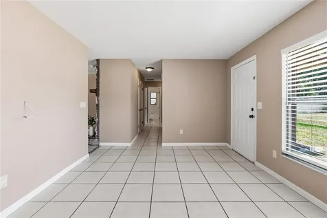 214 E Floyd Avenue Lake Mary FL 32746