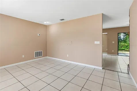 214 E Floyd Avenue Lake Mary FL 32746