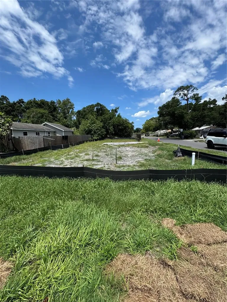 4240 40th Street N St Petersburg FL 33714