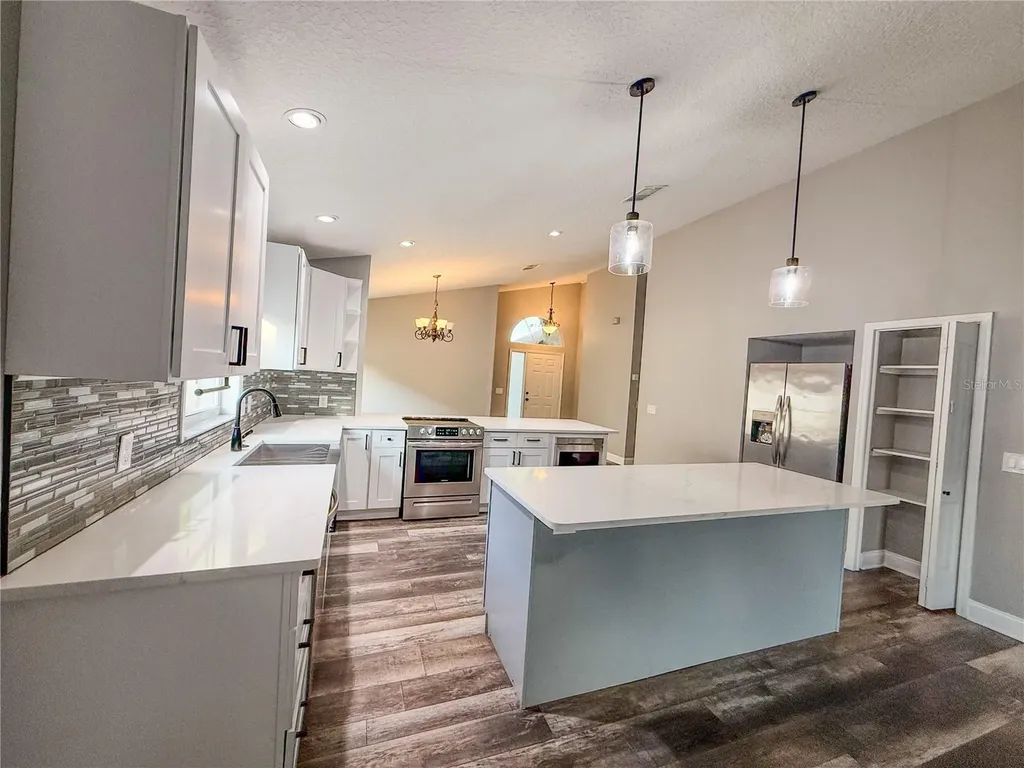 8608 Fawn Creek Drive Tampa FL 33626