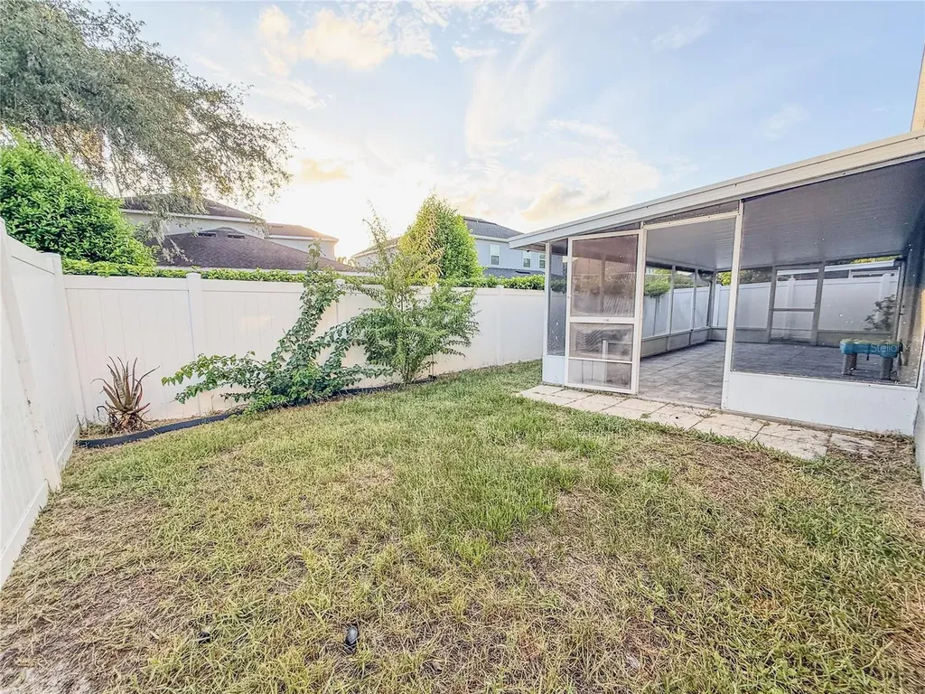 8608 Fawn Creek Drive Tampa FL 33626