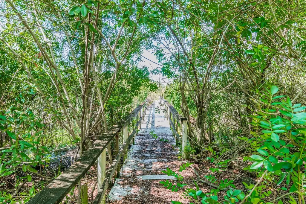 1758 Land O Lakes Boulevard Lutz FL 33549