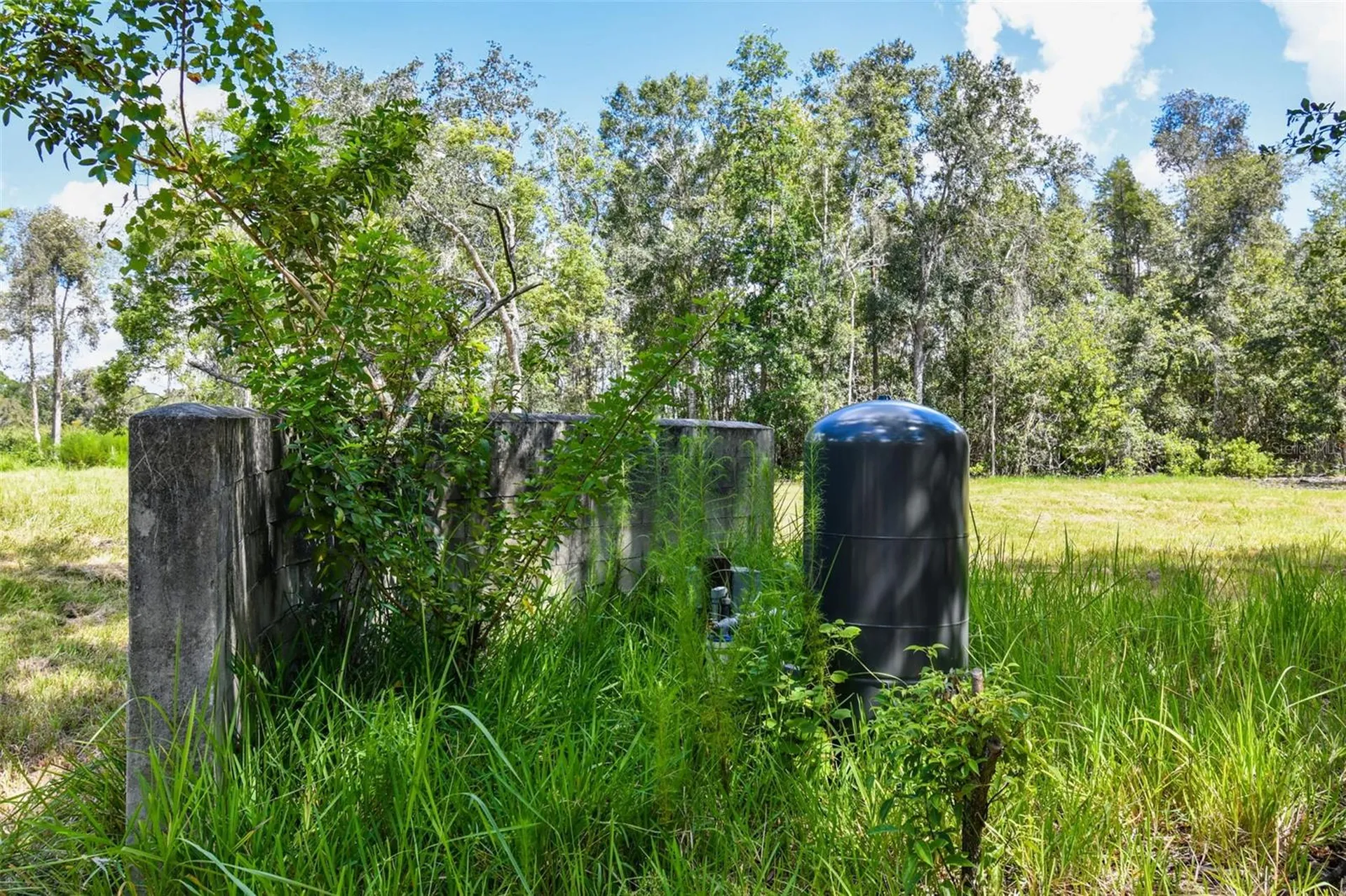 1758 Land O Lakes Boulevard Lutz FL 33549